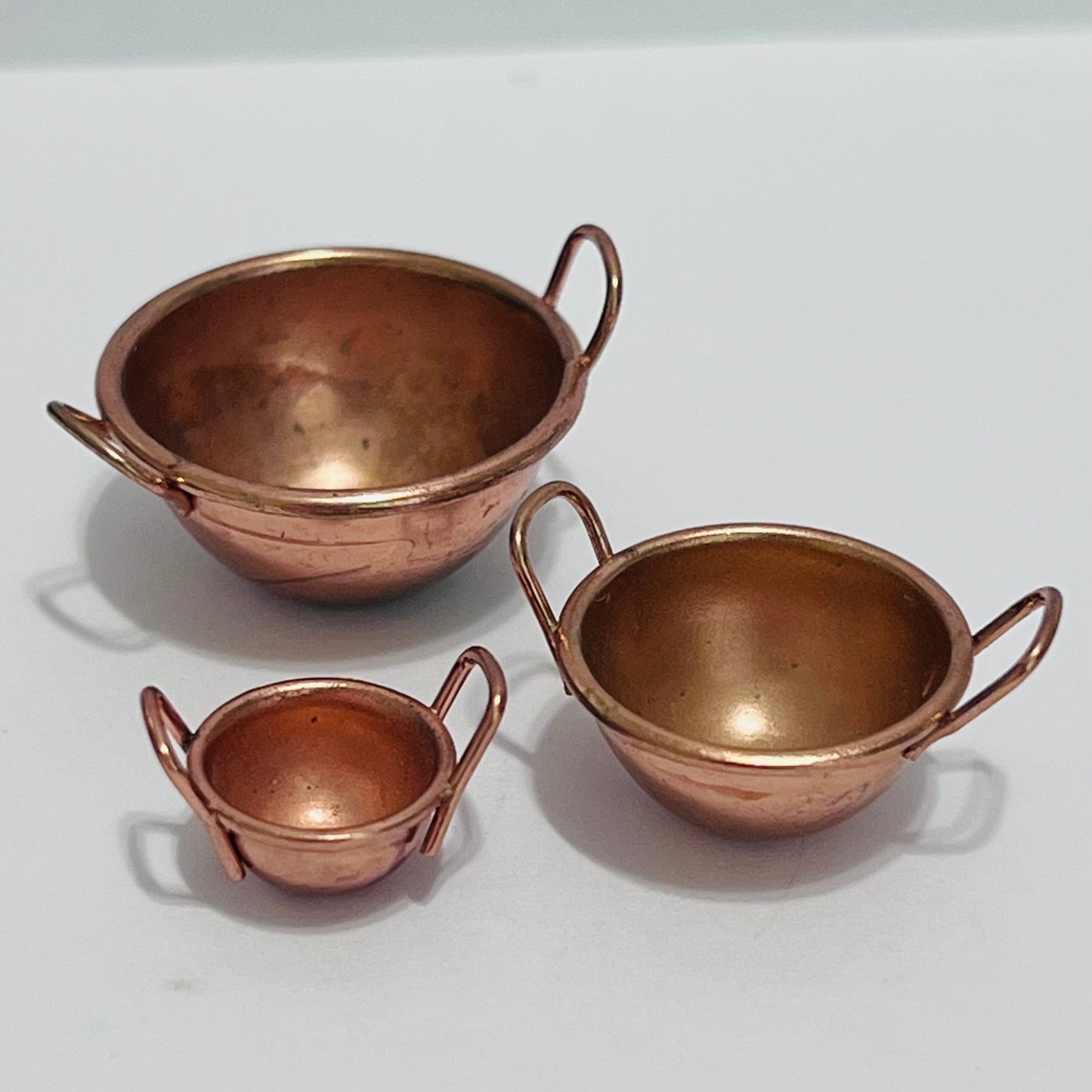 3 Copper Kitchen Bowls - 1/12 Scale Dollhouse Miniature