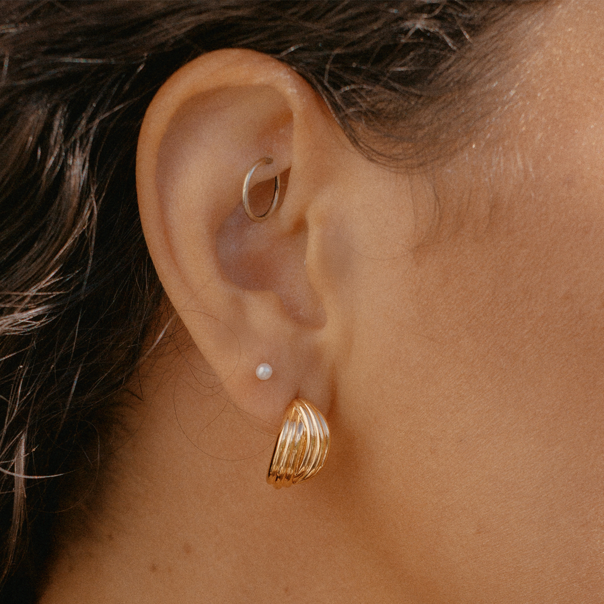 Sol Crossover Hoop Earrings | Final Sale