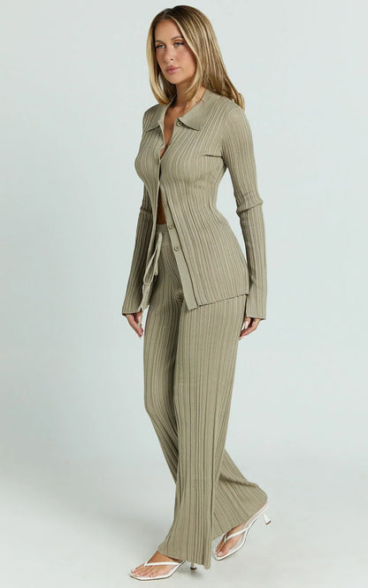 Kelsey Top - Button Through Long Sleeve Knitted Top in Taupe