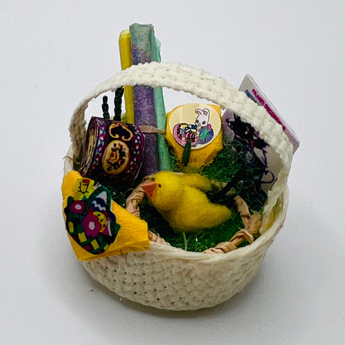 Easter Basket - 1/12 Scale Dollhouse Miniature