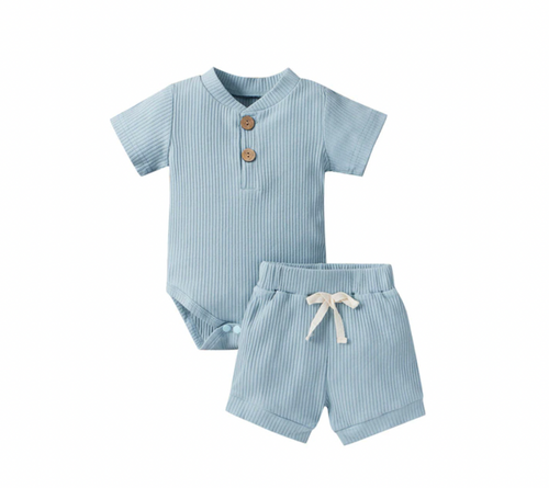 JOSHUA Summer Outfit