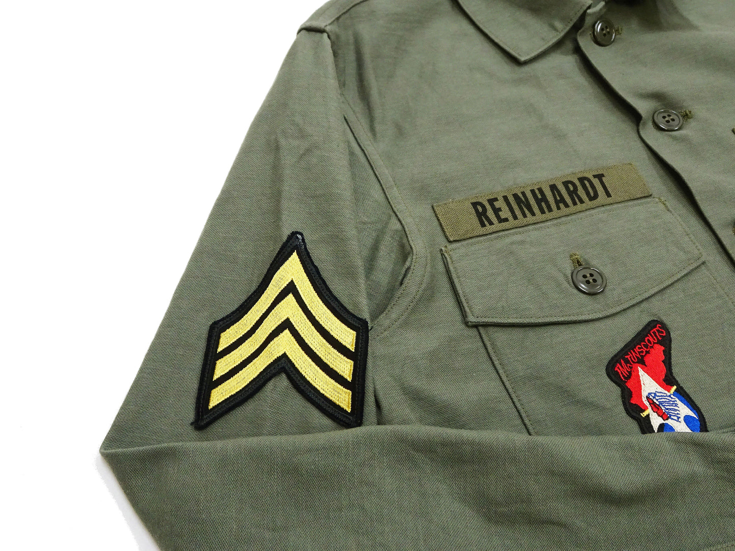 Buzz Rickson Men's U.S. Army OG-107 Utility Shirt with Patches (Relaxed Fit) - John Lennon Model Reproduction - Made in Japan (BR29586 Olive)