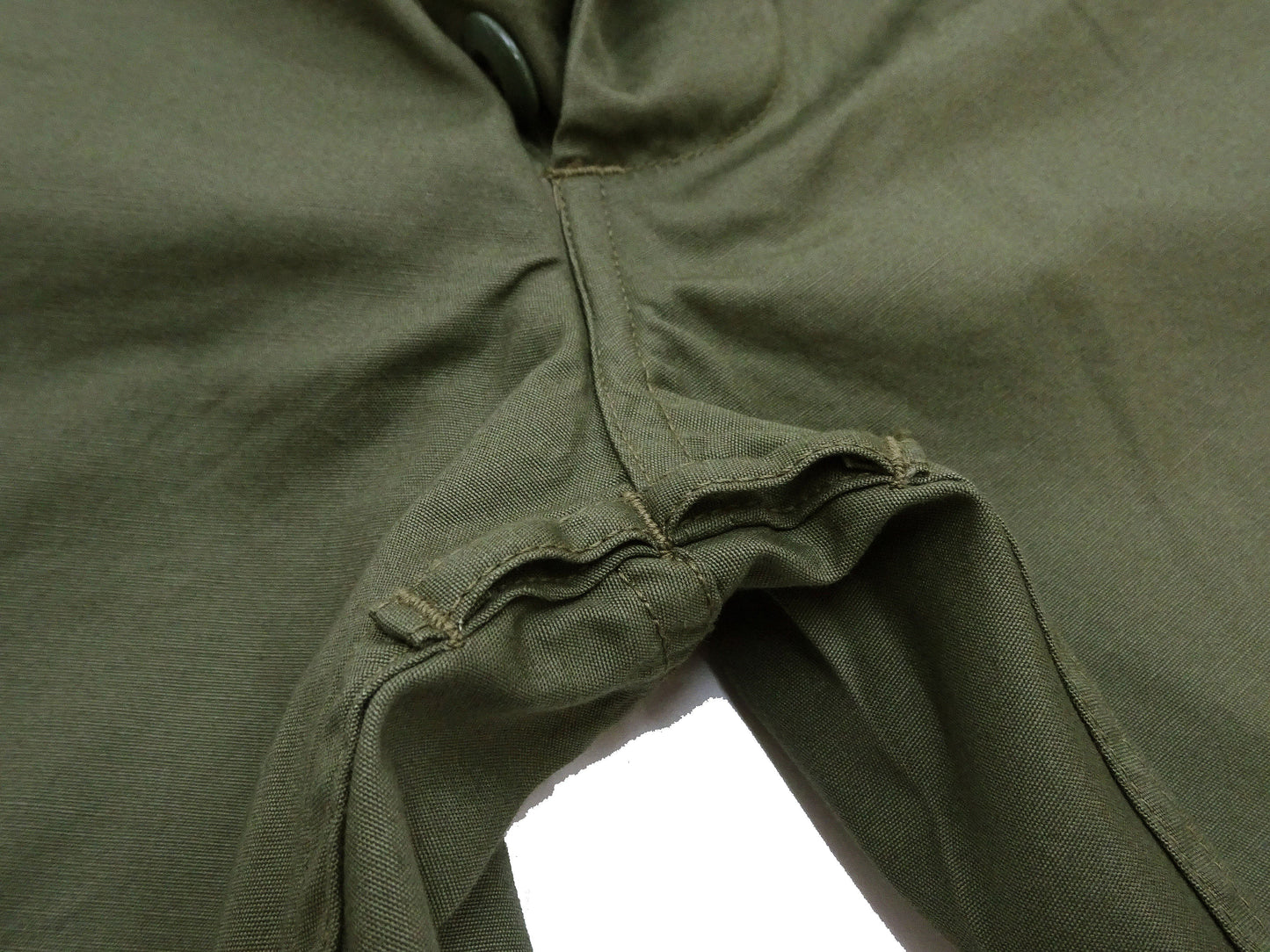 Buzz Rickson Men's Cargo Shorts - Reproduction of Civilian Reinterpretation of U.S. Army Vietnam Tropical Jungle Fatigue Trousers BR52550 Olive