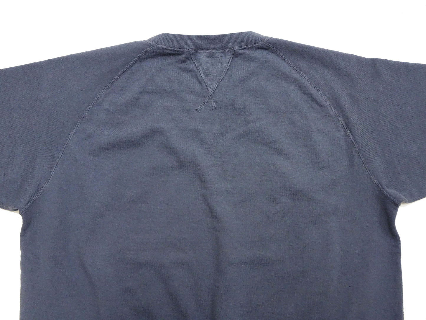 TOYS McCOY Men's Short Sleeve Raglan Sweatshirt, Garment-Dyed Loopback French Terry, V-Gusset Crewneck, Made in Japan (TMC2612 120 Garment-Dyed Washed Blue)