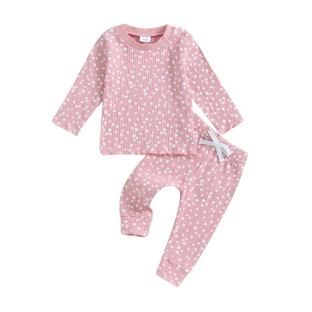 WHITE FLOWERS Lounge Outfit